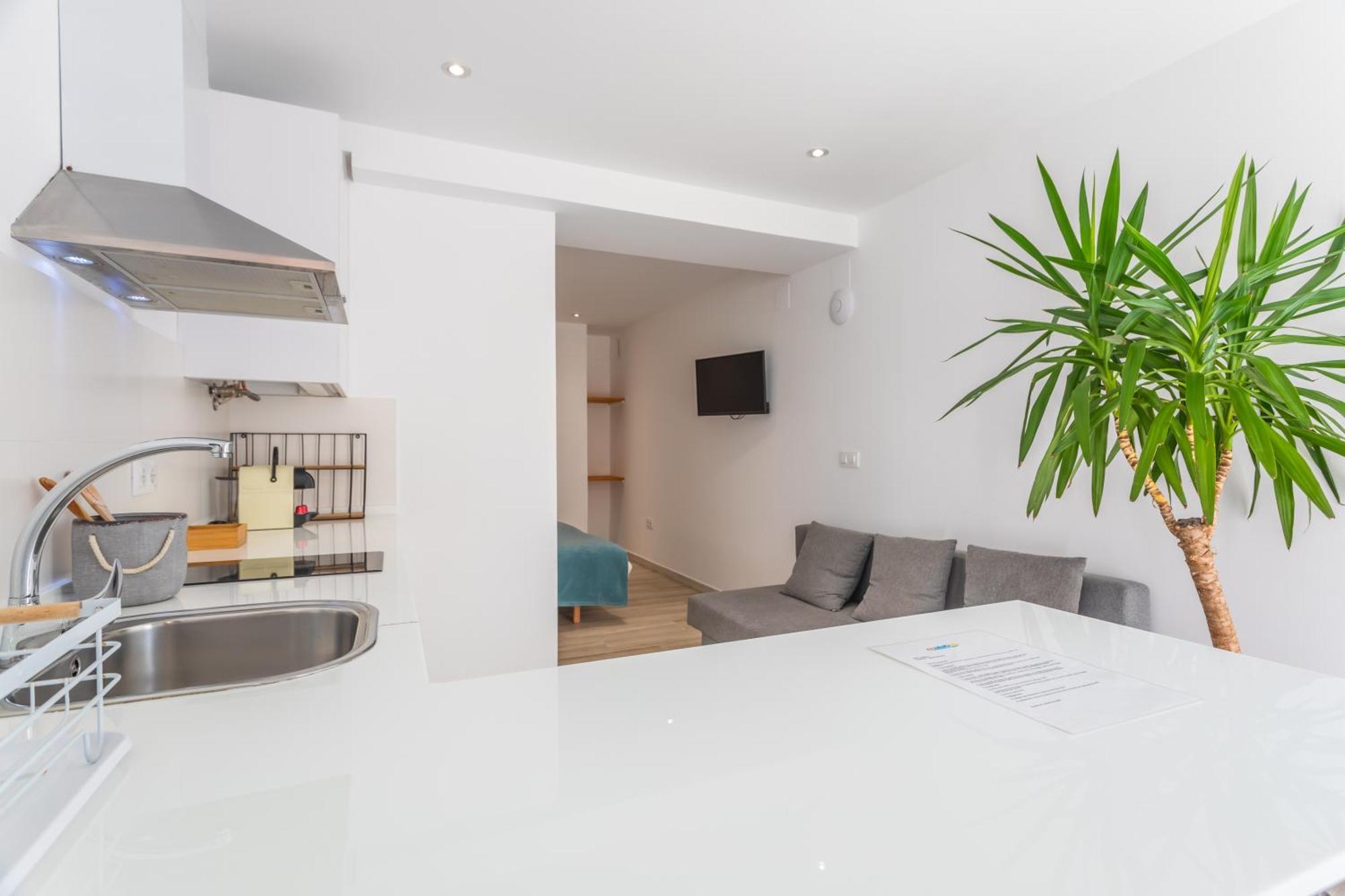 Malabau Beach House Tarifa Luaran gambar