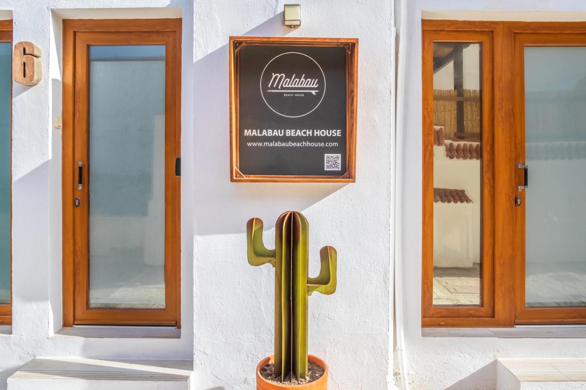 Malabau Beach House Tarifa Luaran gambar