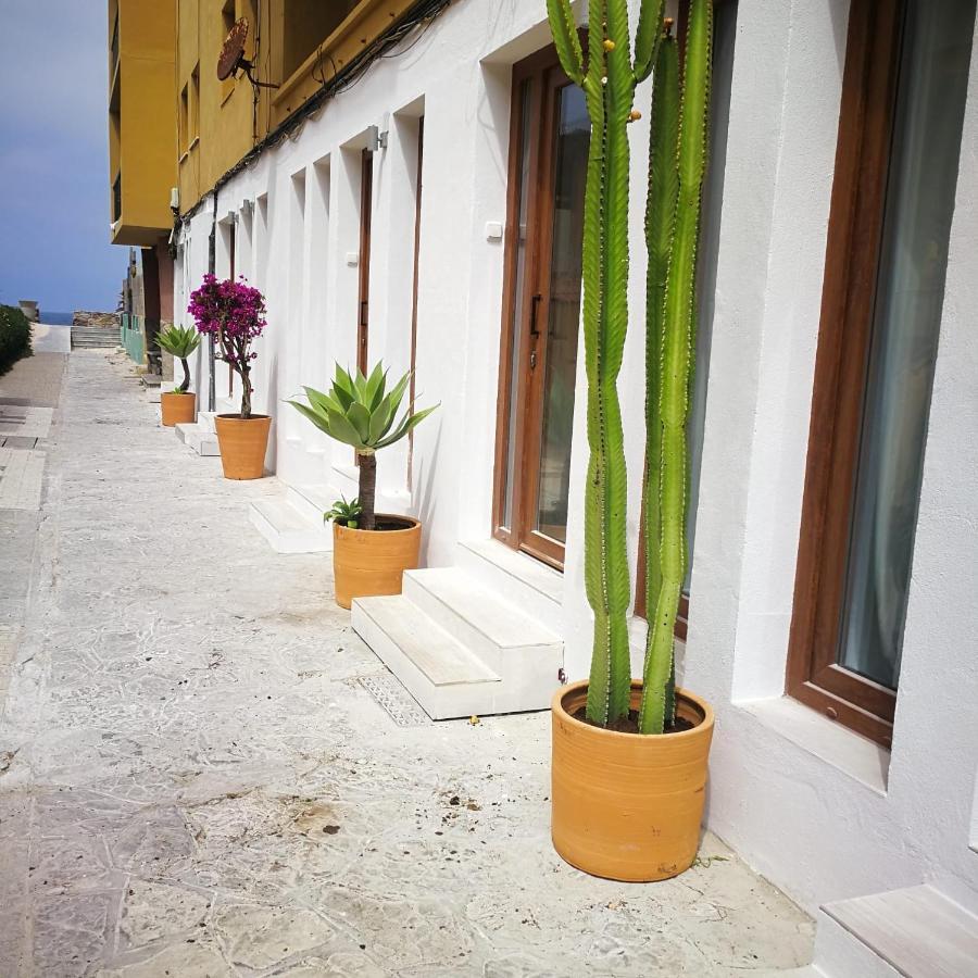 Malabau Beach House Tarifa Luaran gambar